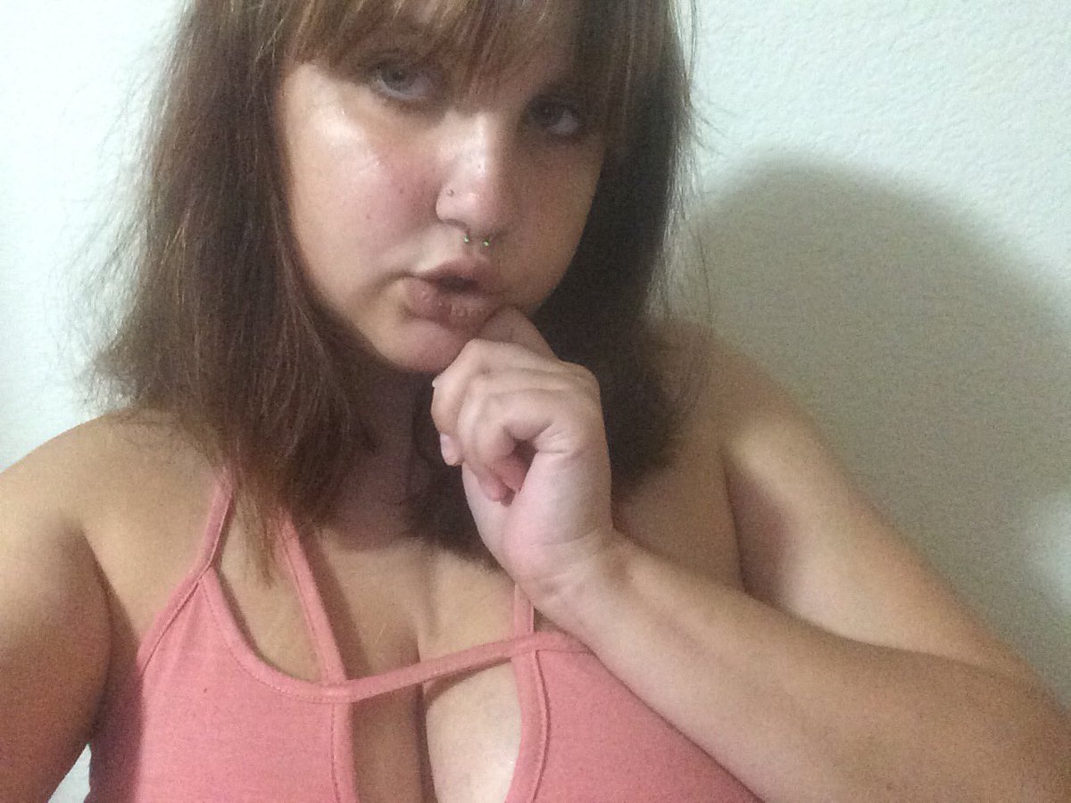 queerbicth's tweet photo. hello!! https://t.co/a8IAhcejiG