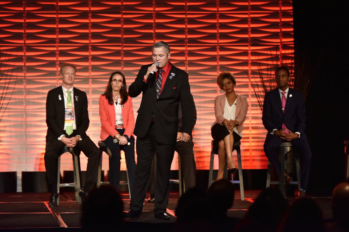 GINEVOLVE's tweet photo. #Club712 council members on stage at #GFF17, #GINEvolve, https://t.co/ZPRfGBvK4D https://t.co/WaRhcDoErw