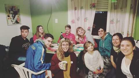 AdriiBegbeder's tweet photo. Con los pibxssss los quiero ❤ https://t.co/TIlIjfWCmS