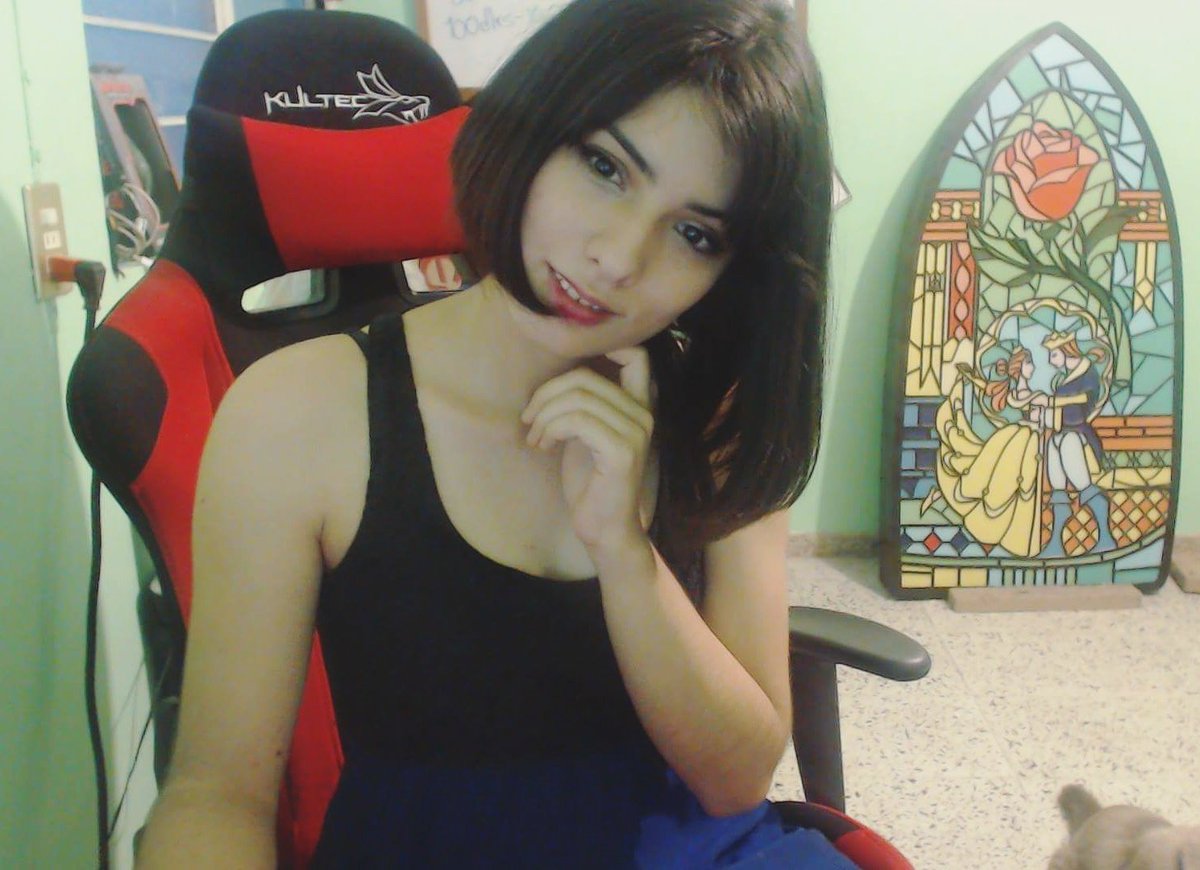 Flaiveth's tweet photo. Hoy tenemos muchas cositas! Drunk stream + Justo Dance + Horror stream!! 
https://t.co/xnx9B0bw1K
Me ayudan compartiendo? https://t.co/CTn3w3M7dL