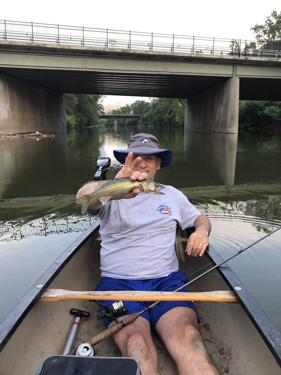BrentCase1's tweet photo. More from the Clinton River- Night bite was pretty good- Tyson's 1st Walleye EVER! #ClintonRiverCharters #UncutAngling #PeacockRockBass https://t.co/WYx9dfpXsd