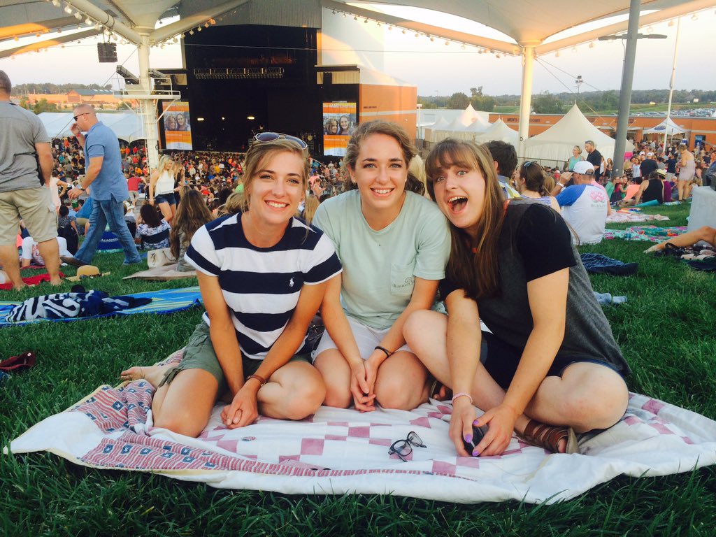 SHADES_Music's tweet photo. #amplivefeed #shadesmusic #rascalflatts https://t.co/SPHedQyEI6