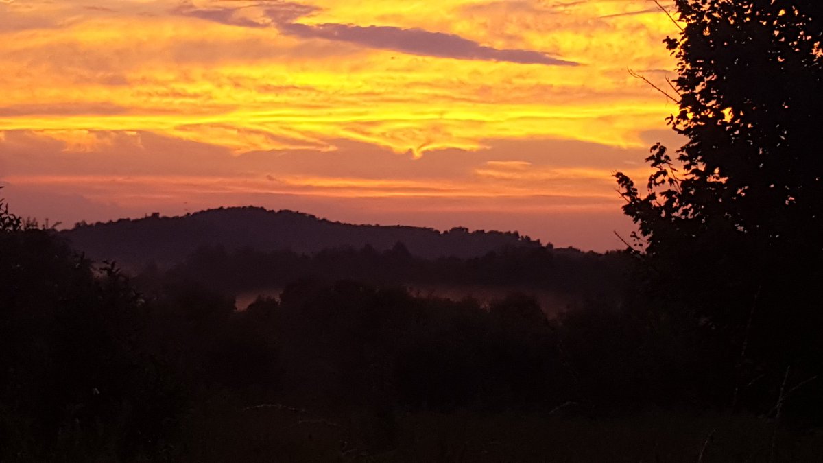 cnativioart's tweet image. Sunset last night #30DayBFT