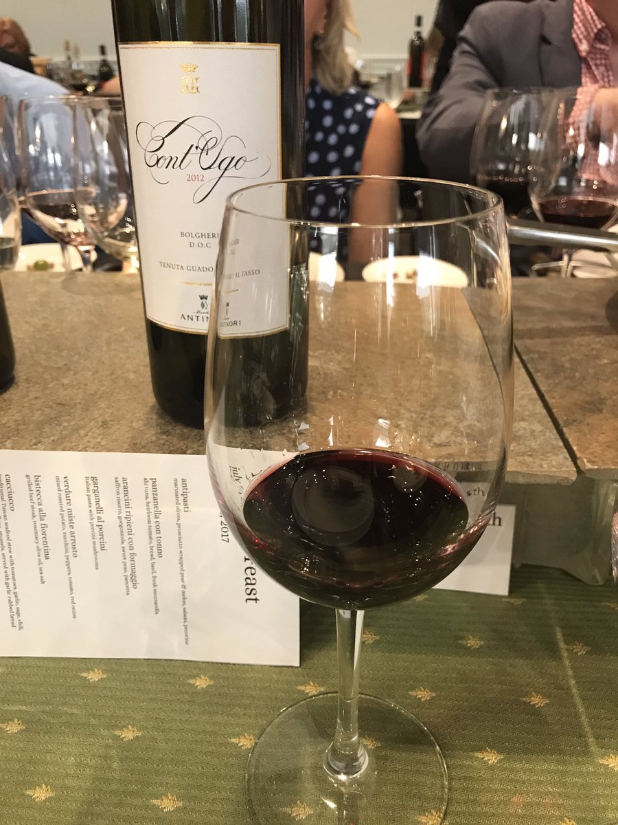 rwoychuk's tweet photo. #winedinner #tuscanfeast @NSForsythe @JenRussill @hollygobubbly @RoyalGlenora #birthday #fifthcourse AMAZING @SteveBuzak https://t.co/ErPTxn7qrI