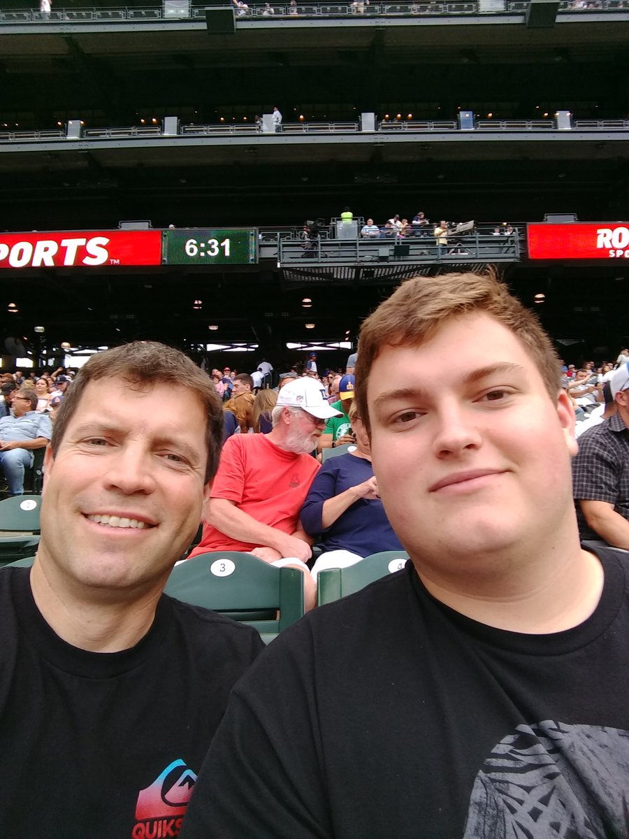 DeadEyeAndy's tweet photo. Happy 18th Birthday Logan #GoMariners https://t.co/u2kOzSBb9n