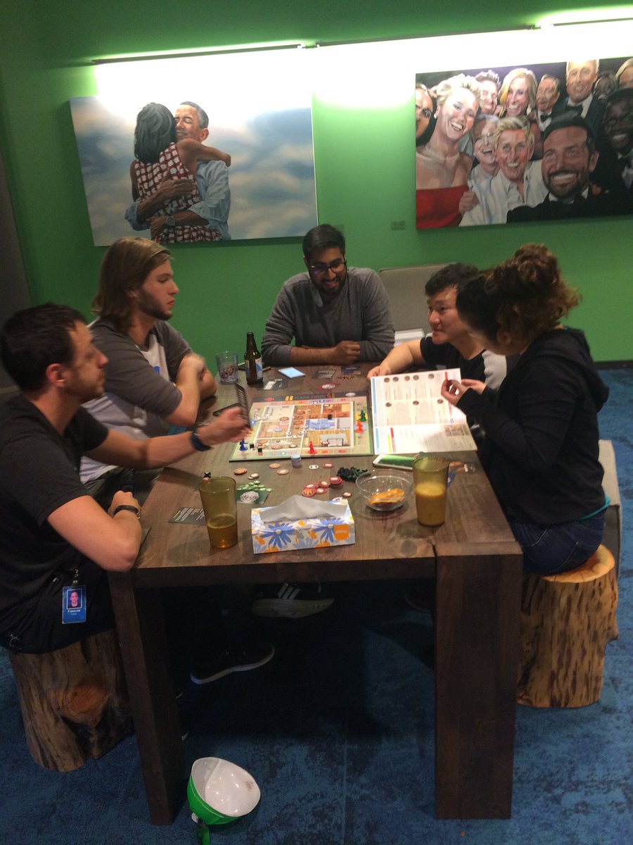 soozinbird's tweet photo. Games and fun on 5th @TwitterEng #FridayNightWithFriends #LoveWhereYouWork https://t.co/oP6mGZaAIu
