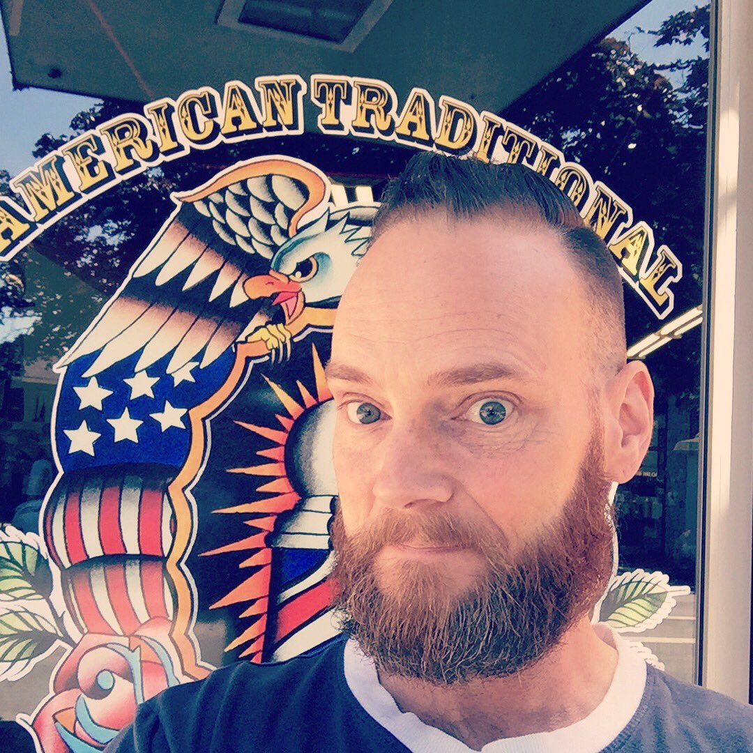 Princehaimbach's tweet photo. #percysez a good barber is a must. Before and after. Ready for #edfringe70 #cvenues #lgbt #fringesissy #howtobeasissy #fringecentral https://t.co/RmvHs5pLGZ