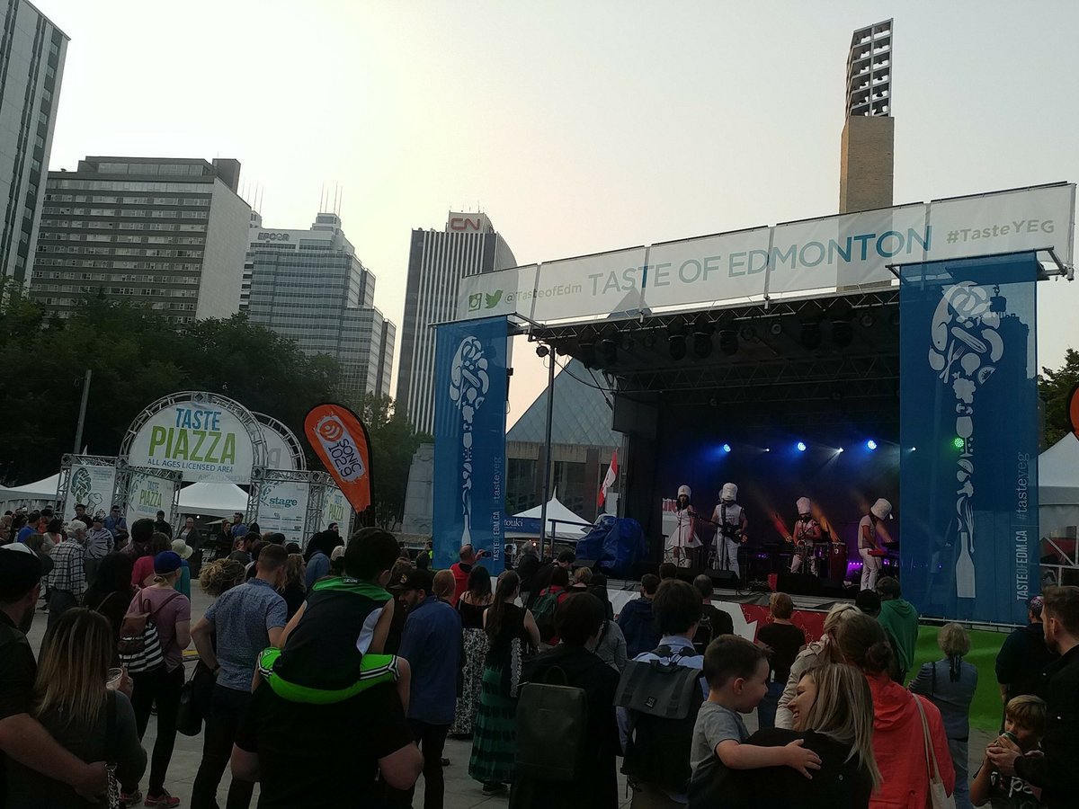 JessicaDKrieger's tweet photo. Oh hey #tasteyeg #tasteofedmonton https://t.co/rz1WQeAAsV