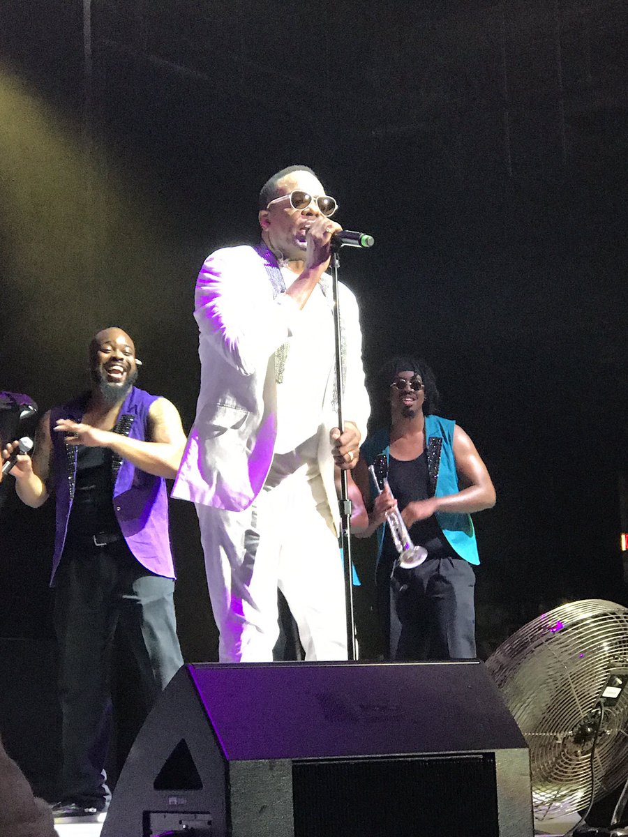KeishaBottoms's tweet photo. #UncleCharlieWilson @ChastainParkAmp + some of my favorite girls = #TGIF https://t.co/aVf8tUsDnK