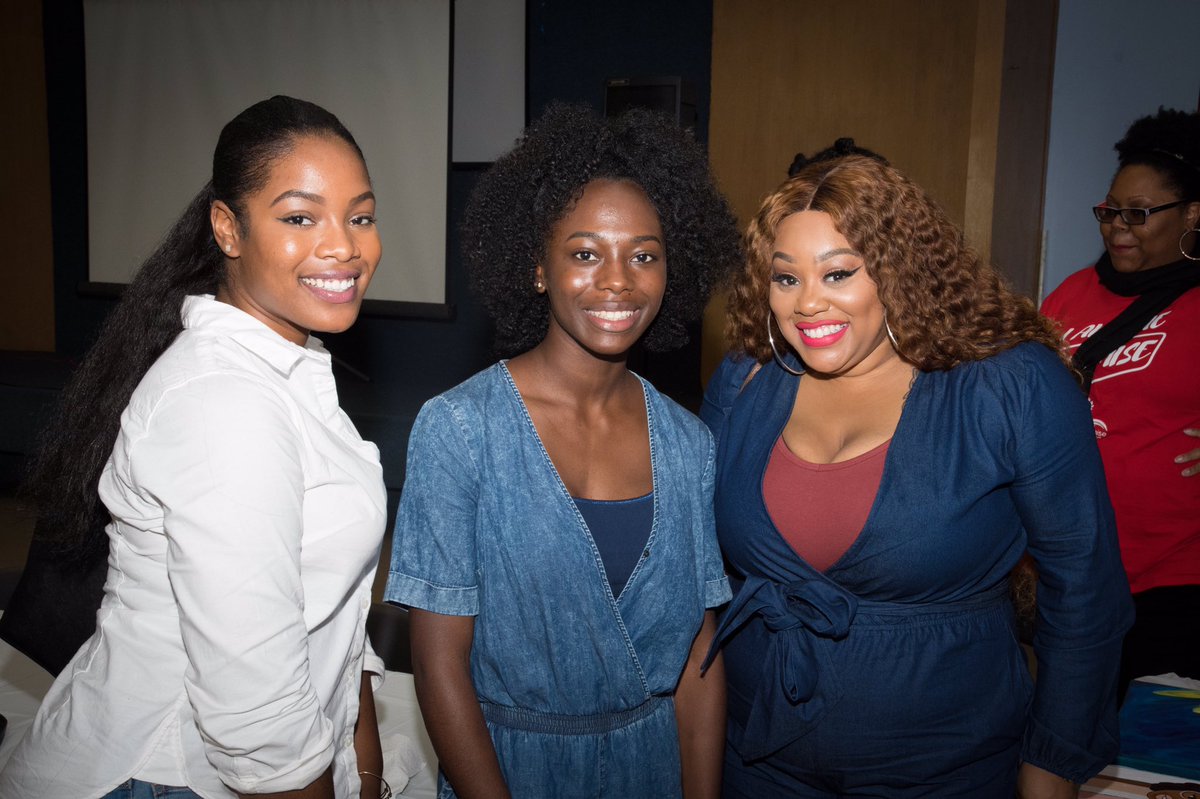 bridgetopromise's tweet photo. Akira Armstrong #BridgeToPromise #BelieveInYourselfConference #PrettyBigMovement #PrettyBig #KeyNoteSpeaker #2017 https://t.co/OENAEJ43dI