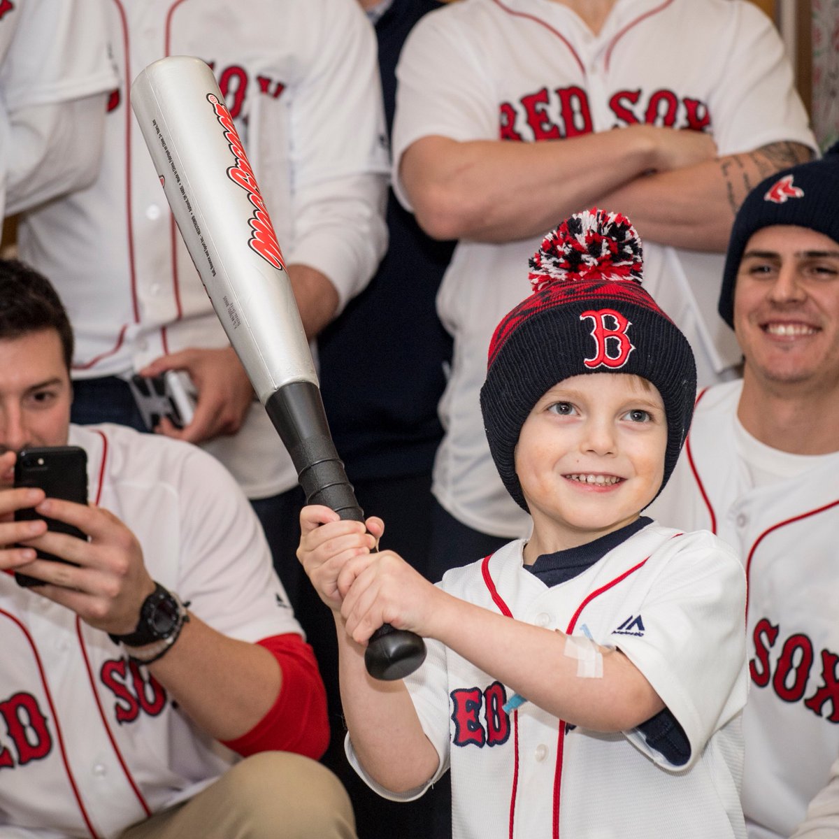RedSox's tweet photo. Some fans make an instant impact on our team. Ari Schultz, with his optimism & unbridled excitement, is at the top. We'll miss you, Ari. https://t.co/MIQrbE7ZZ7