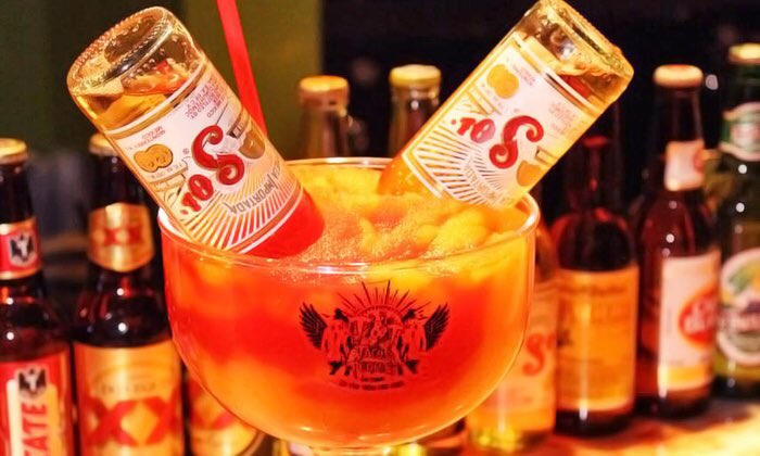 TacoDaysLV's tweet photo. That should hit the spot of this Friday night! Be safe out there everyone! Cheers 🍻 #TacoDaysFestival https://t.co/jn0FgLtlI4