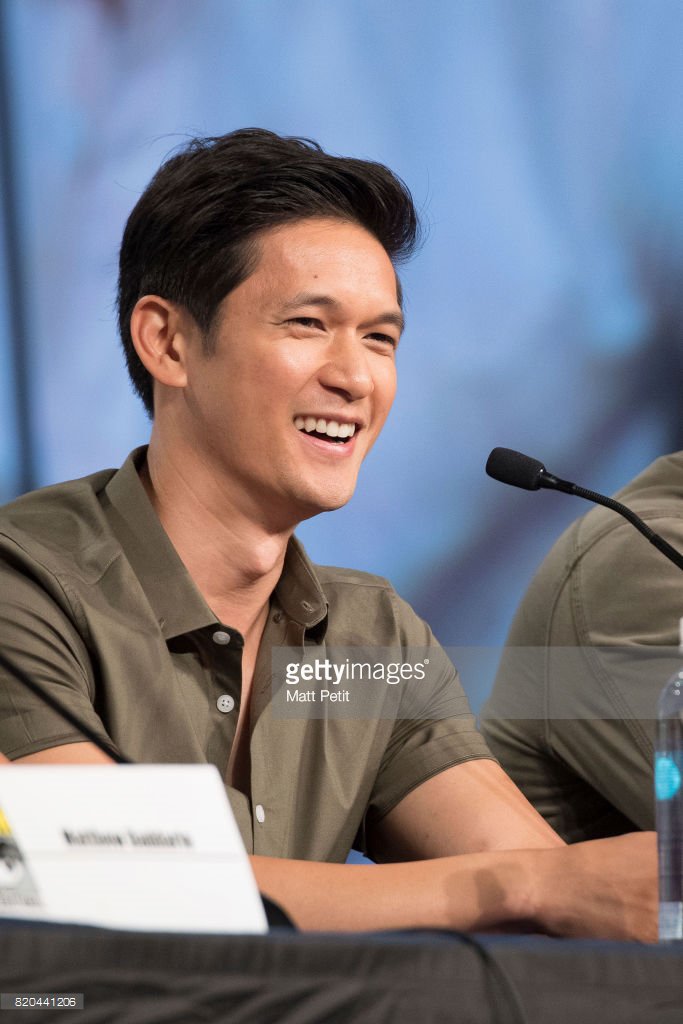 baneandlewis's tweet photo. More photos from the Shadowhunters Panel at San Diego Comic Con yesterday. 
(via gettyimages) https://t.co/fL43bR0054