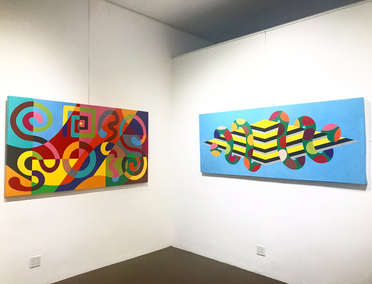 tygerkai's tweet photo. #funkzonesb #SantaBarbara #geoffpocock #geomentrics #sb #funkzone #openingreception #grayspacegallery https://t.co/fqc17HWm4e