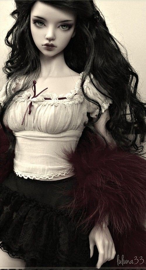 blackdesired's tweet photo. v) Jung Hoyeon @hoyeonjunq as a Gothic Doll, put #Dollgoth on your profile and be active. Enjoy your stay. https://t.co/D8afVGzAZL