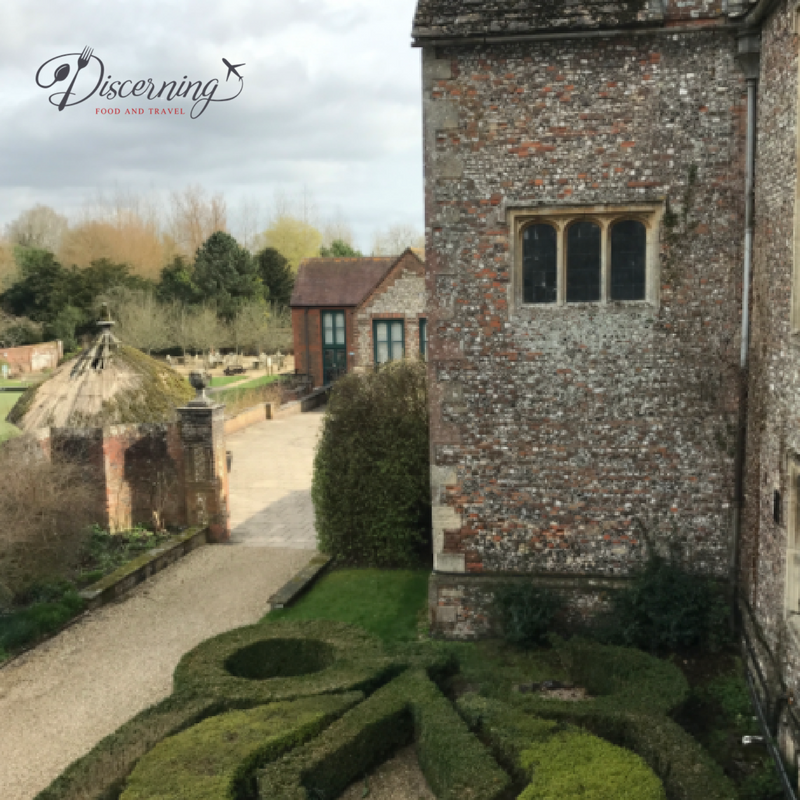 Sometimes you can't beat a nice relaxing country walk at the weekend! Here's some ideas: bit.ly/2t51JYz.