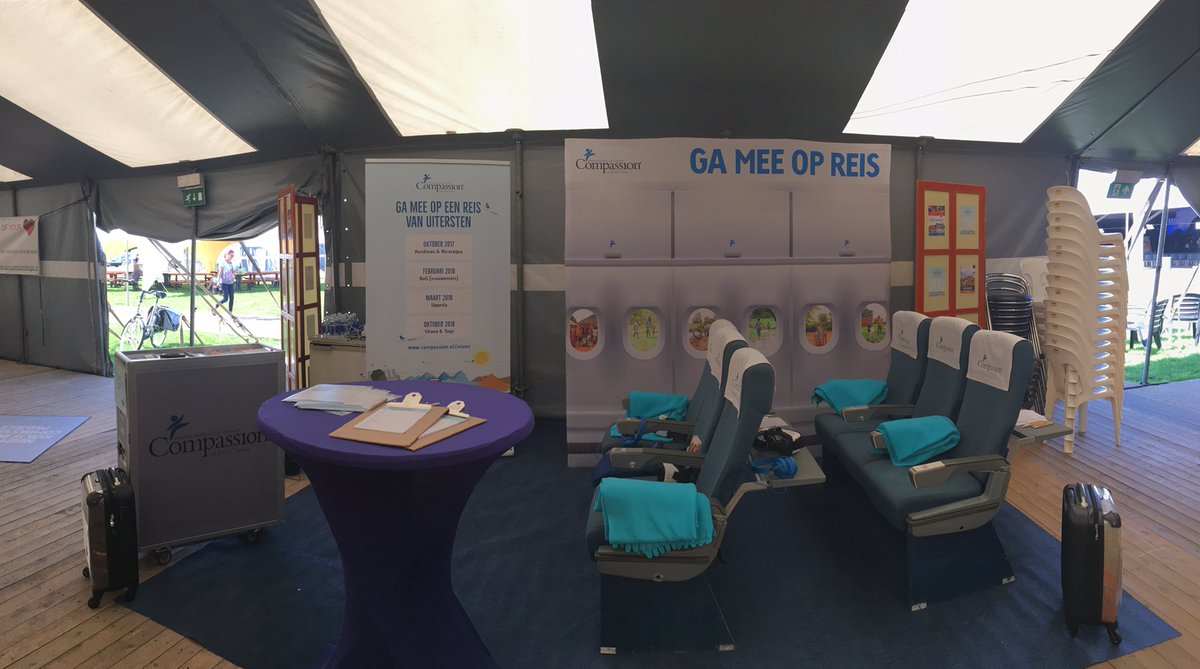 Compassion_NL's tweet photo. Ready for take off! βοΈ #NWZC17 #compassionnl #newwine https://t.co/bOs9pob2Mp