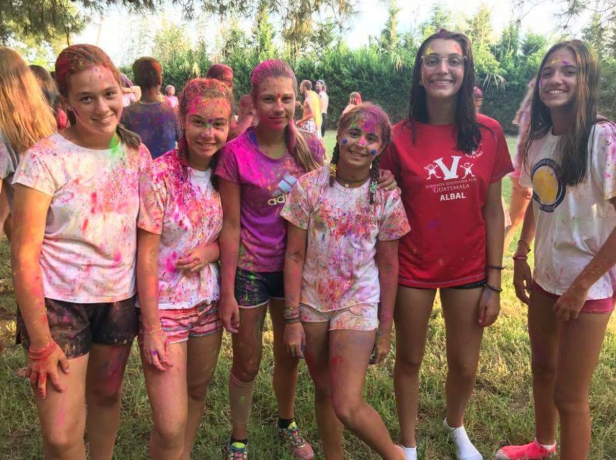 Holi Fest en <a href="/CD_Saladar/">C. D. Saladar</a>, una explosión de color para celebrar el verano 🏖. <a href="/CampustenisElia/">CampustenisEliana</a> 🎾 🎉 🎨 
m.facebook.com/story.php?stor…