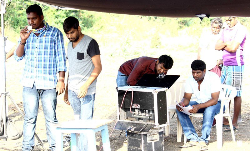 cinema4politics's tweet image. Sarovaram Working Stills goo.gl/2KP4kp
#Sarovaram #cinemapolitics