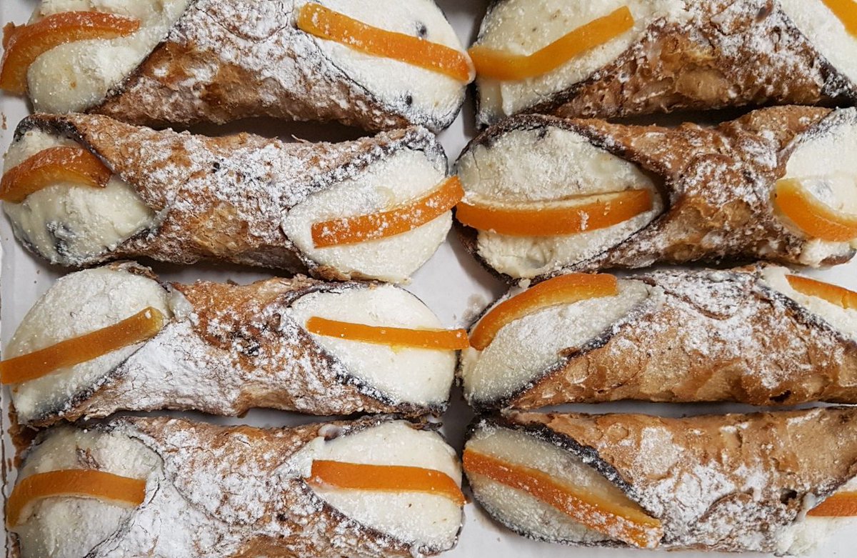 everydaymarket1's tweet photo. Un'altra novità da #Everydaymarket #Ceres
Focacce genovesi, dolci e tante squisitezza!!

#Everydaymarket #dolce #salato #pertuttiigusti https://t.co/ADWNDZRnRj
