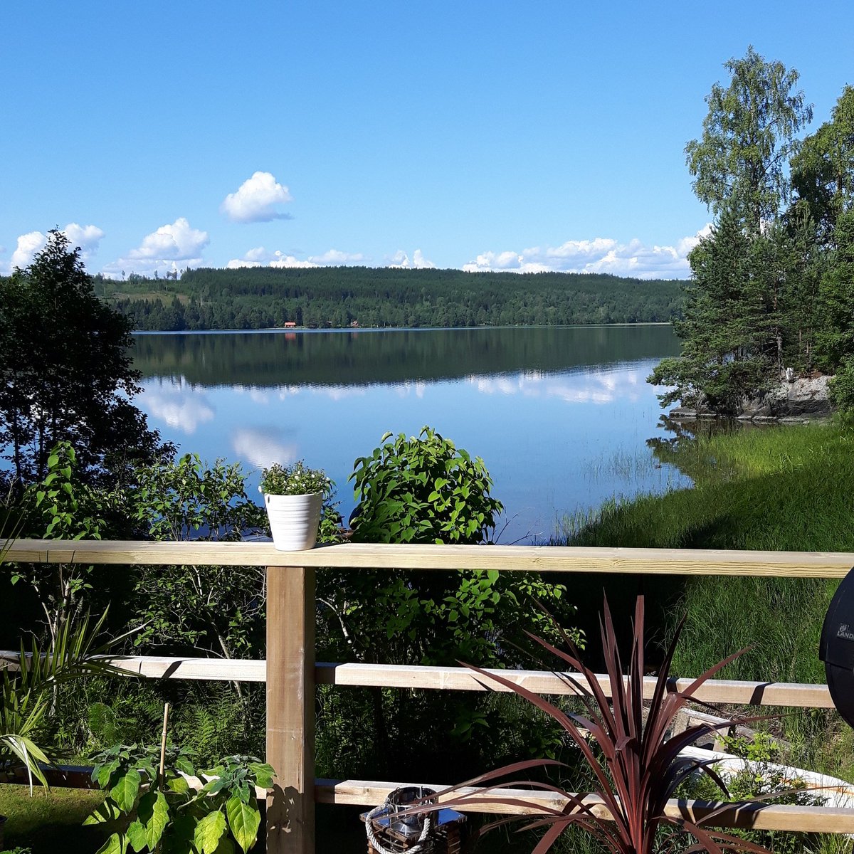 Kerstinj71's tweet photo. Underbart är rätta ordet #saxen #saxhyttan #nygård #semester https://t.co/C1yy9tuIzo