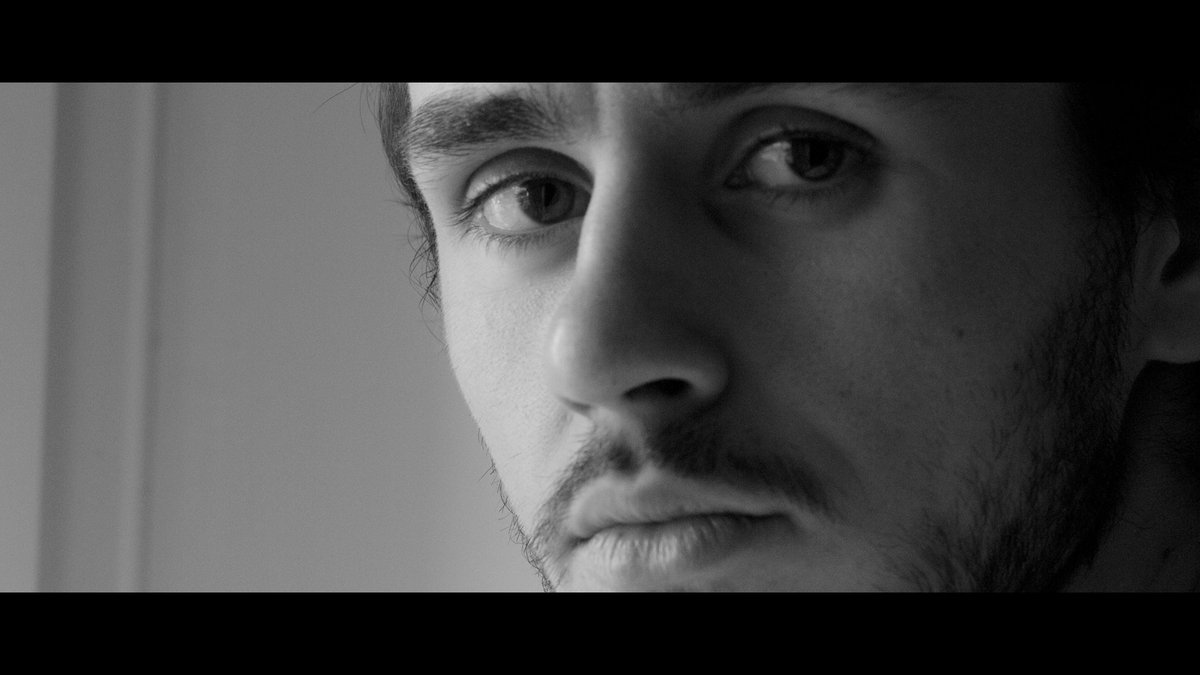 UrbanoDesprini's tweet photo. Frames Project #57  #cineframe #cinelook #cinematic #cinestyle https://t.co/gLJYoPdlRw