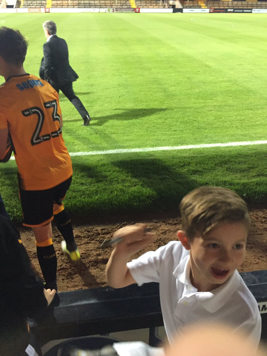 Great evening and a special thanks to <a href="/joshcoulson04/">Josh Coulson</a> one happy lad thanks for the memories #Autograph