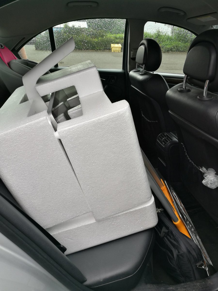 StirlingLibs's tweet image. Car packed for #digitalservices #roadtrip to stand 319A at SEC for @insomniaRTG with @SLIC1991 and @SGdigitalPart #goray #bestlibtechever