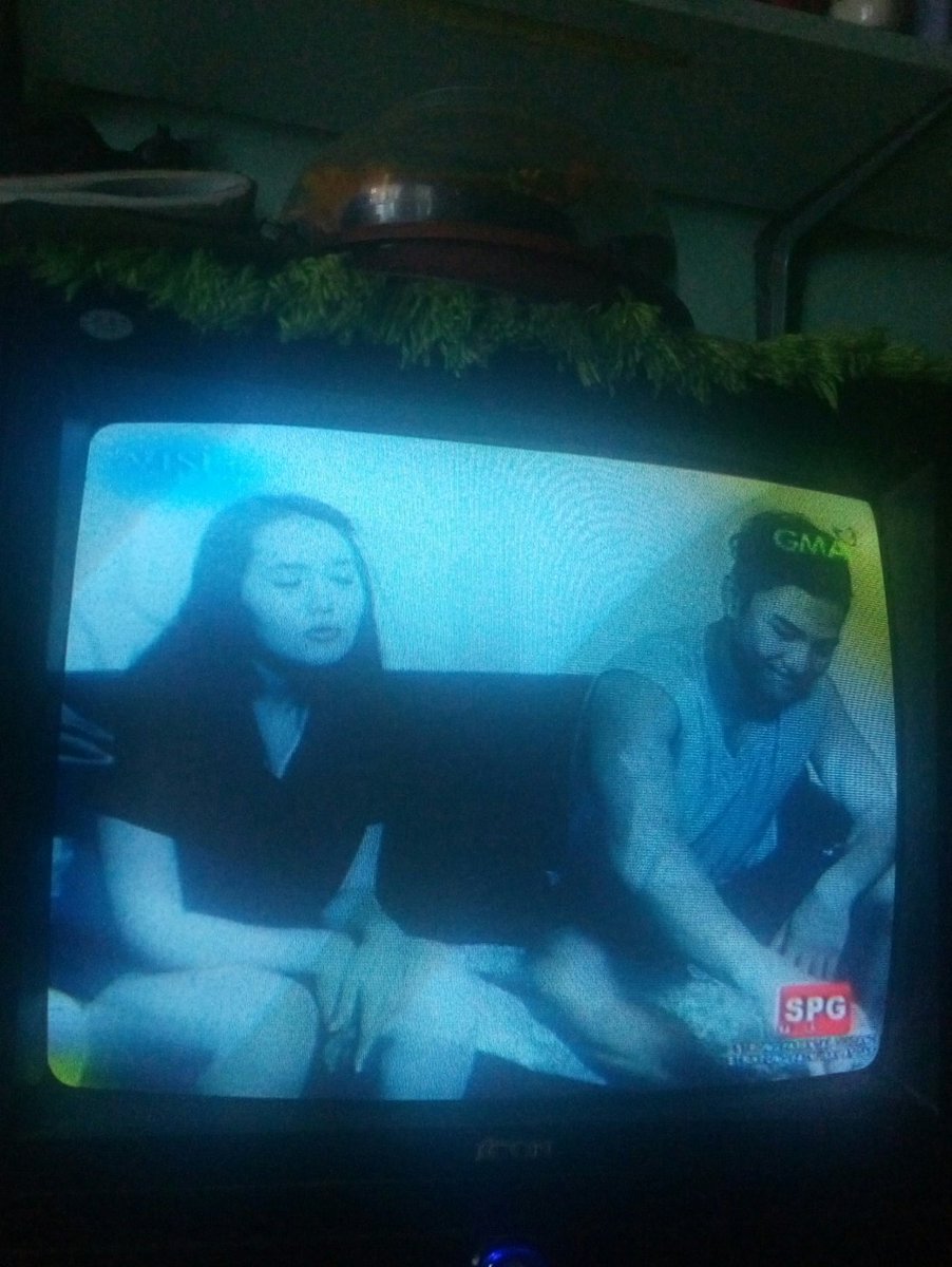 EsorAlonzo's tweet photo. Sobrang Bait na kuya (: Maipanalo mo lang daw ang Cheerdance bibiki ng bagong cp para sayo @mikadlacruz  @jak_roberto 
#WishKoLang 
#AskJak https://t.co/ZenCspn7f5