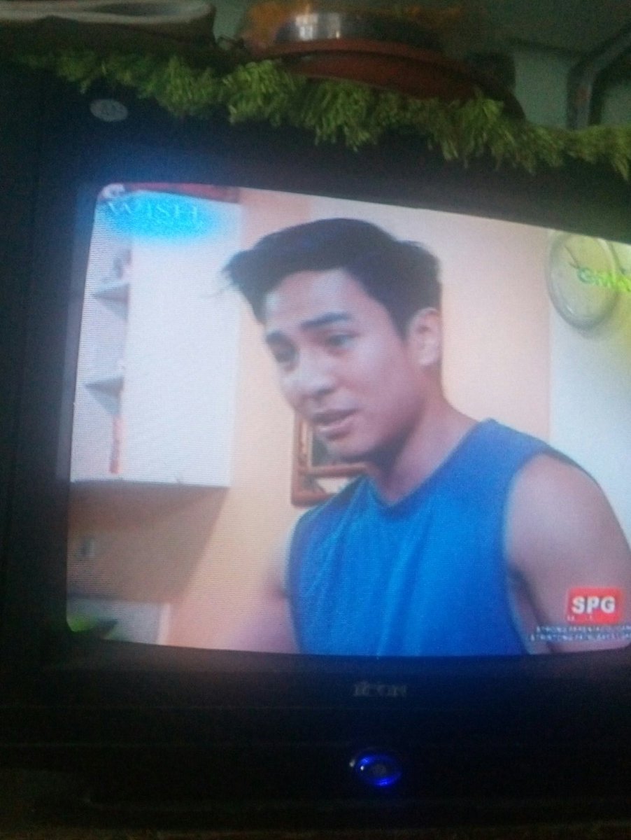 EsorAlonzo's tweet photo. Maalagang kuya yan si @jak_roberto 
#WishKoLang
#AskJak https://t.co/xO9a99pKhN