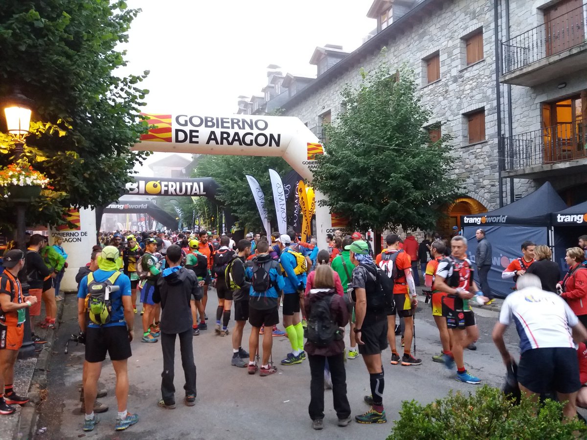 InfoBenasque's tweet photo. Preparados para la salida Vuelta al #Aneto https://t.co/ADXrb86QHl