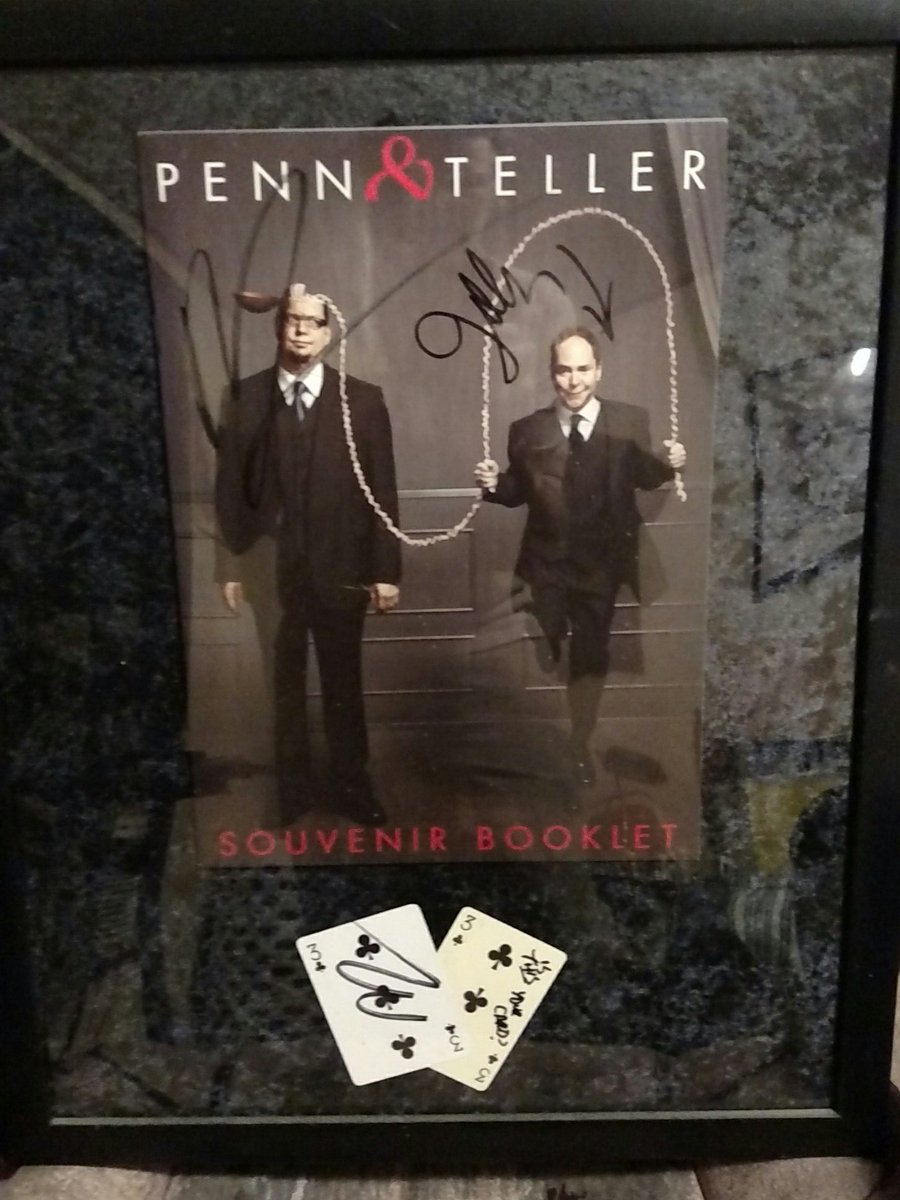 rbe63's tweet photo. Packing up. Just took this off of the wall. https://t.co/PU5H2Ai8R5