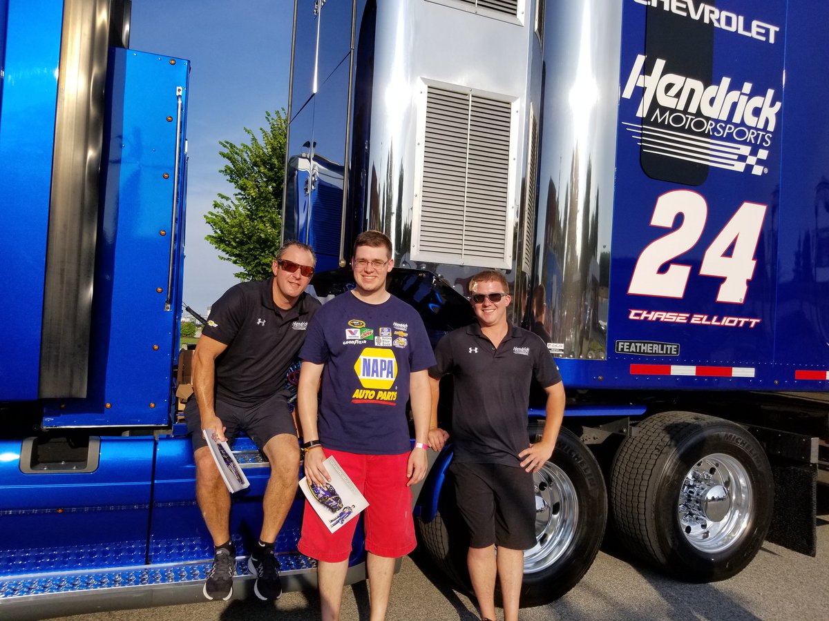 andyjberger's tweet photo. @chaseelliott - I was at the #HaulerParade today!  So much fun! I even got to talk with two Hendrick Hauler drivers! #Brickyard400 https://t.co/elcKqXtNaT