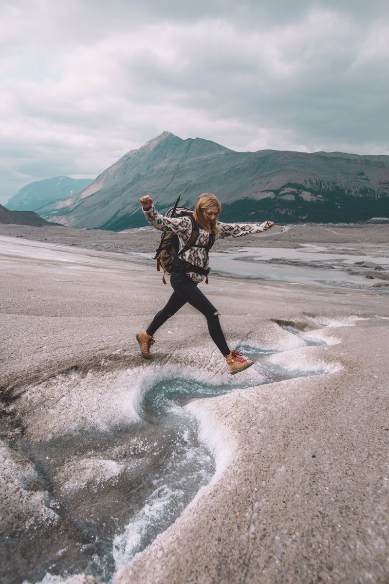 kevkinghorn's tweet photo. The Athabaska Glaciers. https://t.co/Kkj9LzqTja