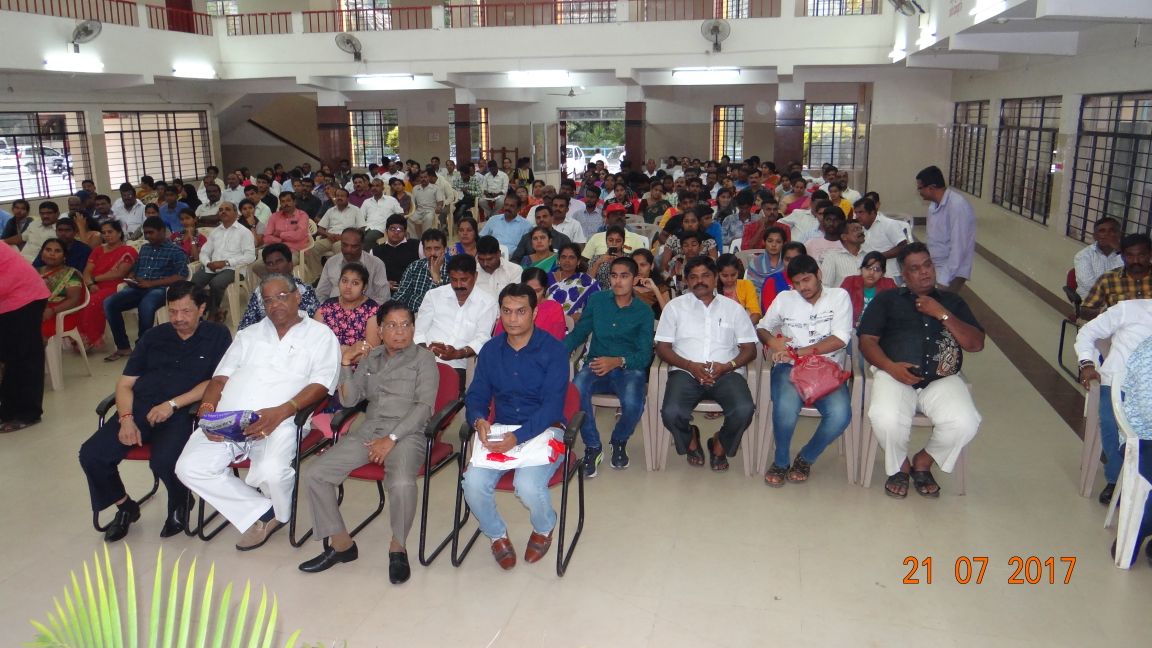 ಪೊಲೀಸ್ ಅಧಿಕಾರಿ &amp; ಸಿಬ್ಬಂದಿಗಳ ಪ್ರತಿಭಾವಂತ ಮಕ್ಕಳಿಗೆ ರಂಕಾ ಚಾರಿಟಬಲ್ ಟ್ರಸ್ಟ್ ವತಿಯಿಂದ ಪ್ರೋತ್ಸಾಹ ಧನ ವಿತರಿಸಿದ ಕಾರ್ಯಕ್ರಮ.