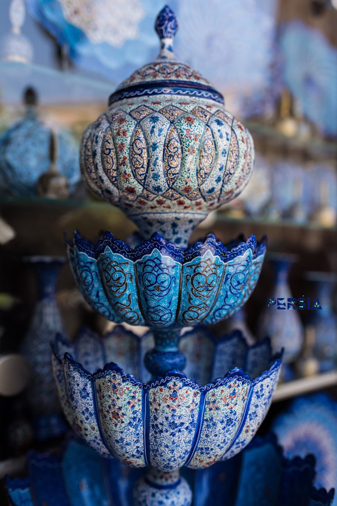 TriptoPersia's tweet photo. Gentle patterns of Persian beauty ⚜️
#beauty #Patterns #DISH #Persia #Shiraz #Isfahan #Iran #triptopersia #Travel #Discovery #Wonderland https://t.co/X9FJV8DofB