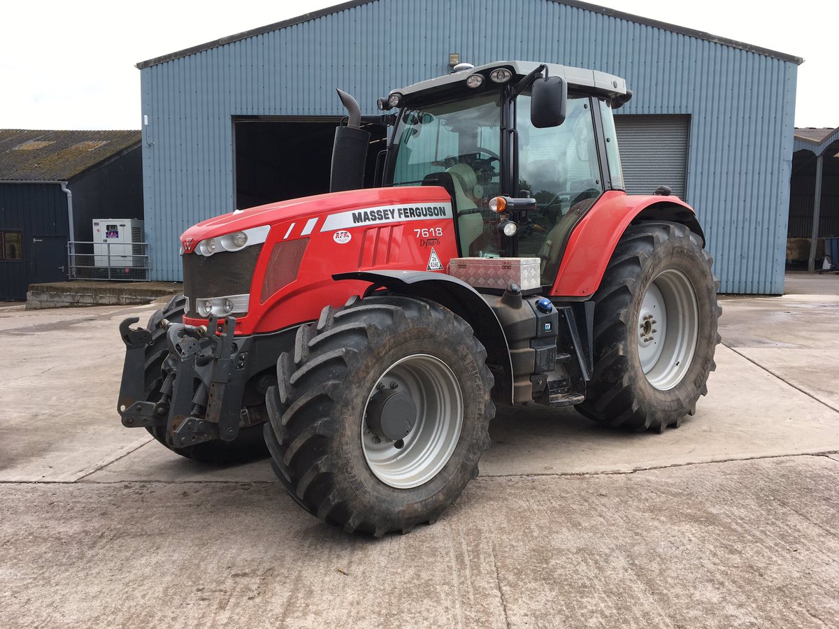 VantageEngWales's tweet photo. One more #trimble ez pilot off the shelf yesterday. Fitted to this mf 7618. Working really well #cfx #rangepoint https://t.co/RMTiNPrjYQ