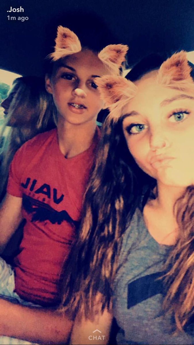 ellebuss's tweet photo. HAPPY BIRTHDAY BESTIE🎉❤️ love u so much &amp; hope u have a gr8 15!! can't wait for all the rides,thanks for all the mems 💕💁🏽 @joemorrison21 https://t.co/aQDMWmCEYA