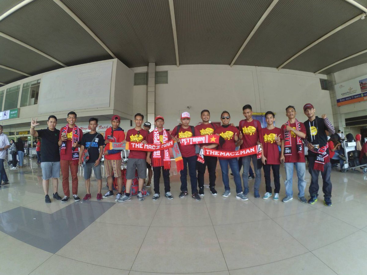 themaczmancom's tweet photo. Rombongan ke 4 siap merapat ke pulau Dewata

#awaydayBali
#EwakoPSM https://t.co/y7L4EDDT2o