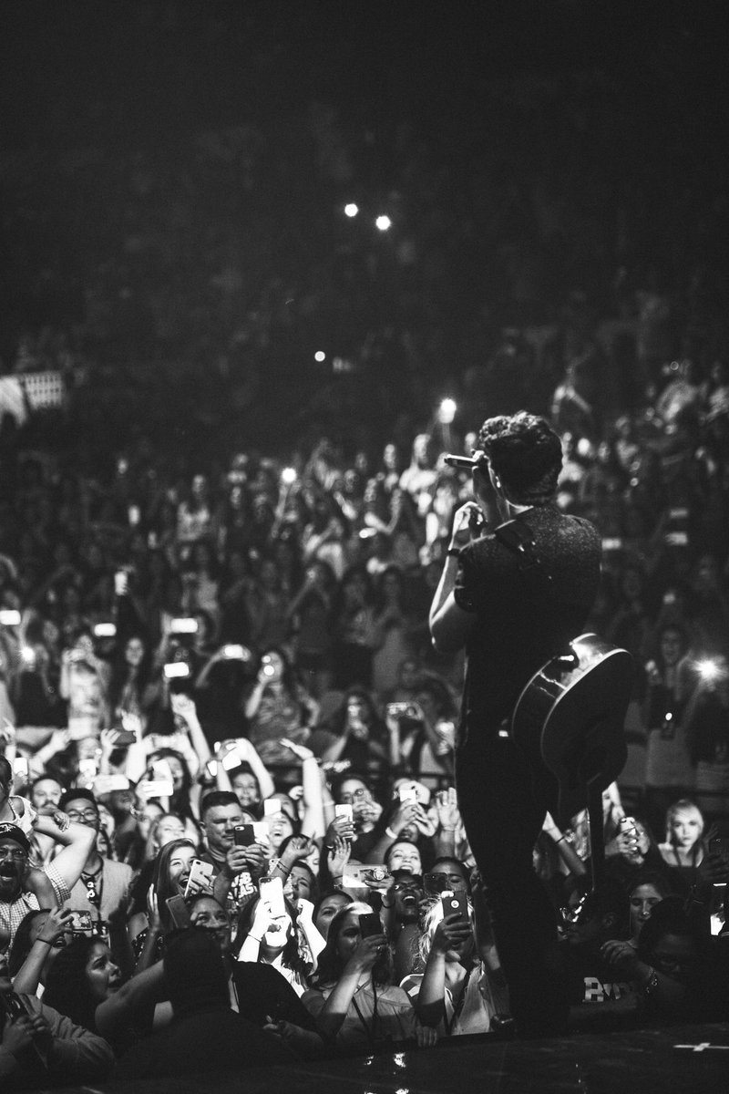 ShawnAccess's tweet photo. #IlluminateTourSanAntonio what a show! https://t.co/DBoLXWKnos