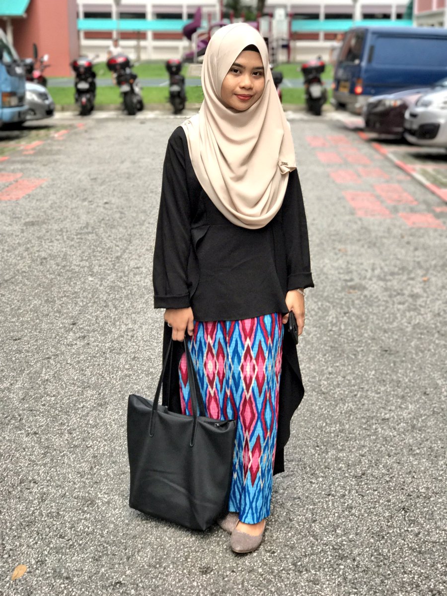 bintuedros's tweet photo. Let's end this year raya with my love ๐๐โค๏ธ๐ #modeltobe https://t.co/o3CmJ9Npg1