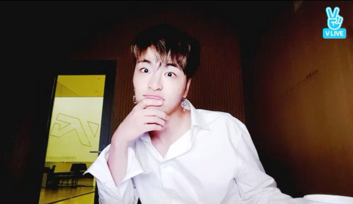 _myjuneya's tweet photo. เดี๋ยวนี้ออกงานเดี่ยวหรอยะ😌 ทำให้ดีและก็เต็มที่เหมือนทุกๆครั้งละกัน แล้วก็อย่าไปทำตัวน่ารักให้มากล่ะ ไม่มีเมมเบอร์อยู่ด้วย พี่หวง เข้าใจเน้อ https://t.co/nWBjBusTsn