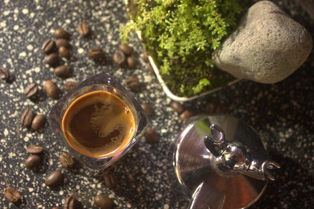 TamanLintang's tweet photo. Sore. Hari ini kami buka dari jam 15.00 WIB - 21.00 WIB (Last Order). Yuk ngopi sambil bercerita bersama.. https://t.co/EmxvihVwSn