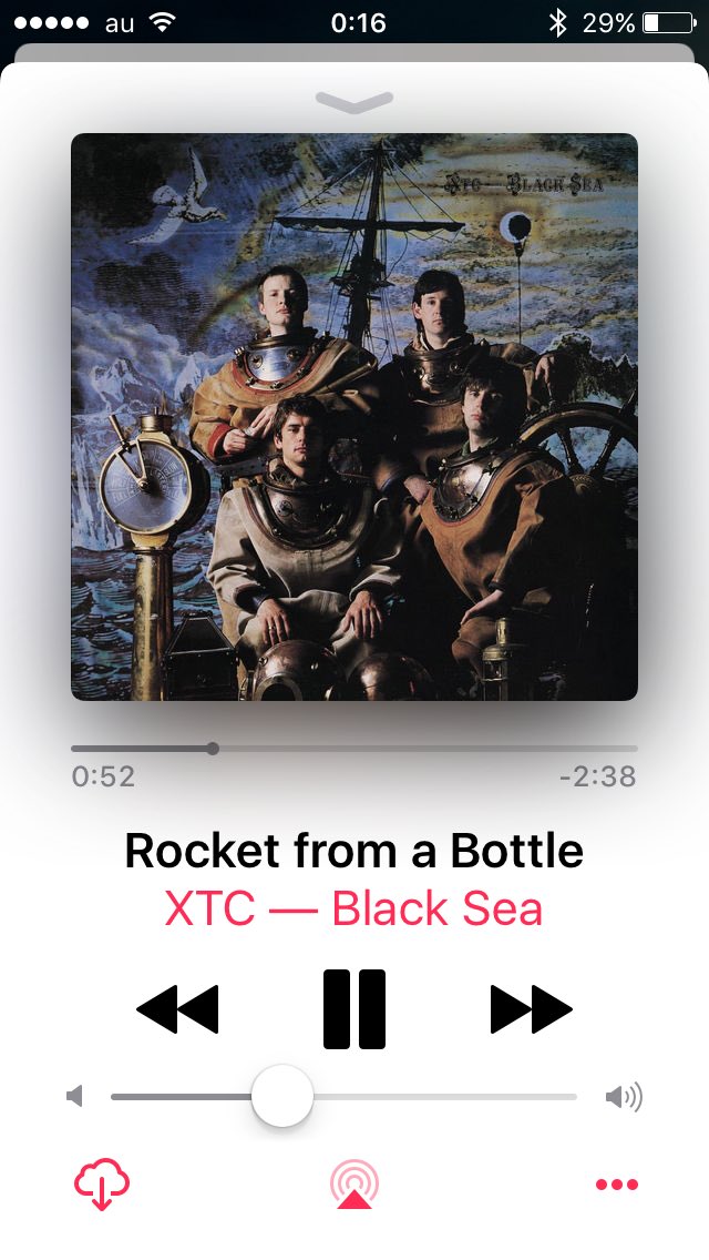HT_kento's tweet photo. 布袋さんが貧乏アパート時代に何百回も聴いてたxtcのブラックシーというアルバム。ポップで、聴いてて心地いいです。布袋さんの曲にも少しは通じるところがあるのかなと思いました。 https://t.co/9H809UcwMh