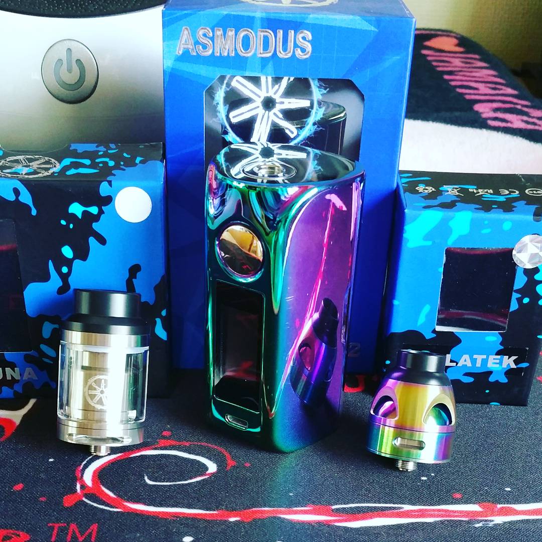 Chaku12Sh's tweet photo. はい!着弾!
#ASMODUS #MINIKIN2 #VOLUNARTA
#GALATEKRDA #STEEPVAPORS #ICECOLA #USAVAPELAB #Strawberrywatermelon
#Americanvape
もう完璧に沼にハマったな^^; https://t.co/L4LPxenWBN