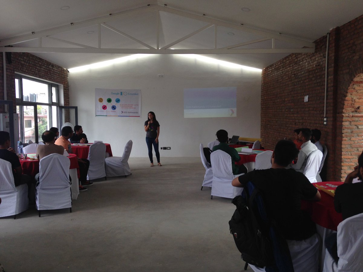 kkdipesh's tweet photo. You are always right because we are in #designsprint #gdgktm #ioextended17 #codetheroad https://t.co/BdzXwMKNOv