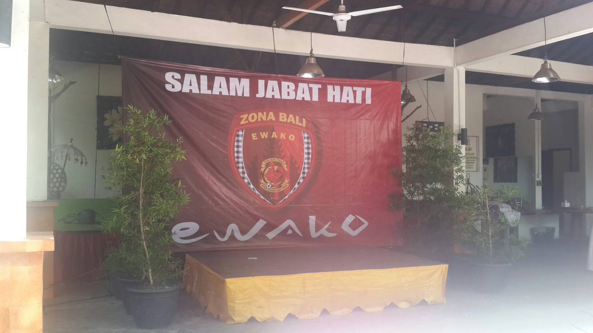 Persiapan pelantikan TheMaczman Zona Bali Venue di warung Kang Zanger jl.Patih Jelantik no 81 mirah silver kuta Badung

#awaydayBali