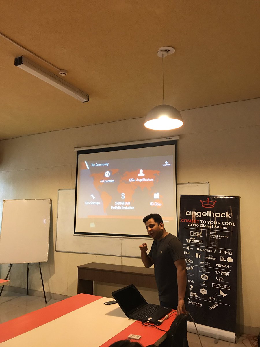 narayananratish's tweet photo. @AngelHack kickass ambassador @k_dilnawaz kicking off #AngelHackJaipur #AH10 #Hackathon https://t.co/b300k6NBKU