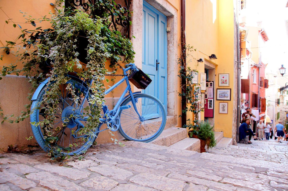 domagojsever's tweet photo. #rovinj #croatia #CroatiaFullOfLife #Travel #TravelBlog #shareistria #lovelyrovinj https://t.co/DTJodtzlXY