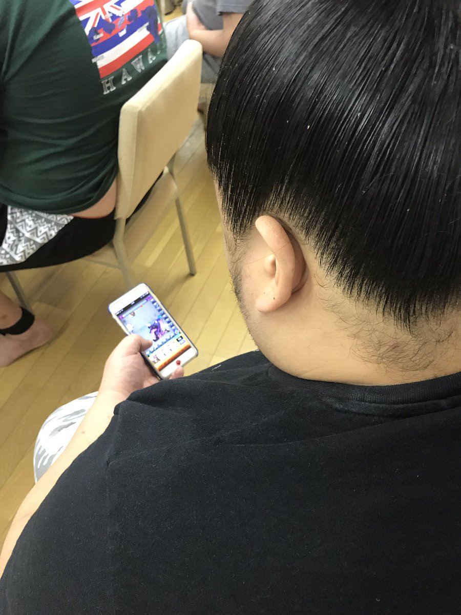 "@chiganoura_beya: 今日の一番で勝ち越しを決めた太一山。
 #sumo "
勝ち越しおめでとうございます！